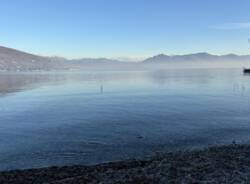 spiaggia lago maggiore - foto pika