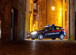carabinieri notte  GENERATA CON AI