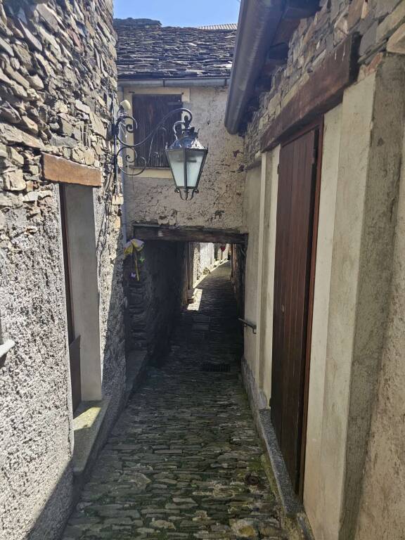 Monteviasco, il giorno della ripartenza della funivia