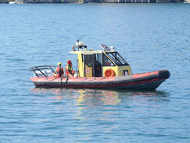 traversata lago maggiore angera arona
