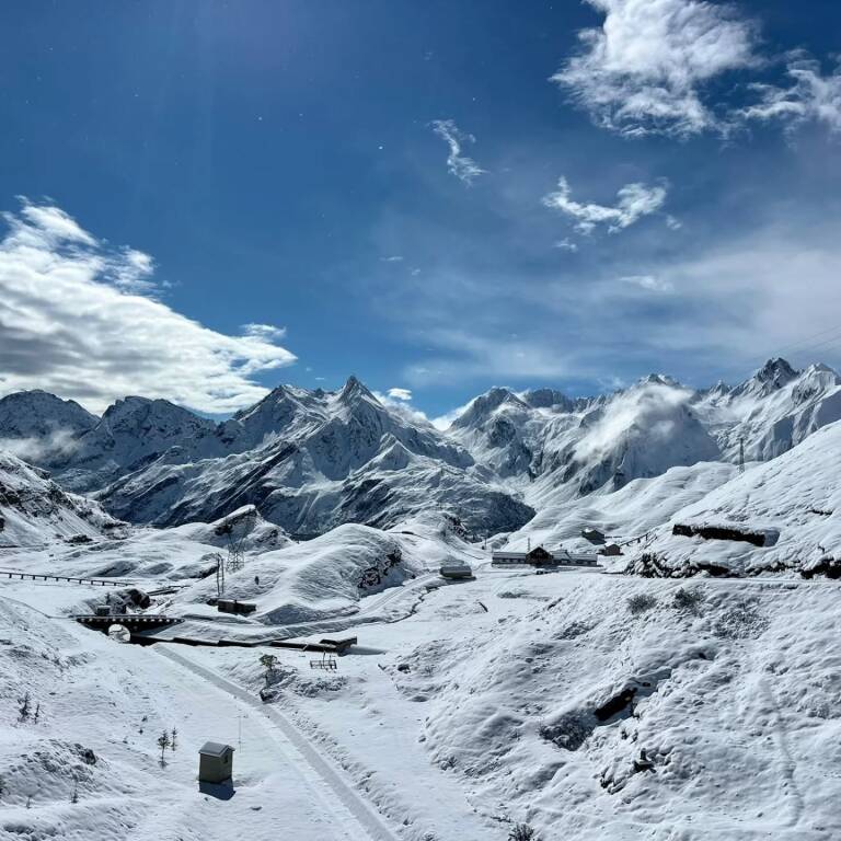 La prima neve di fine 2025 in val Formazza