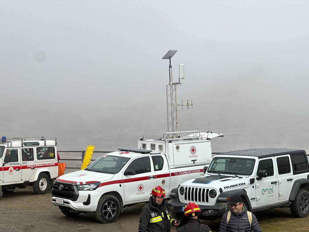 Esercitazione alla diga di Toggia: simulato il recupero di un lavoratore ferito in ambiente confinato