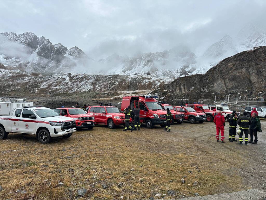 Esercitazione alla diga di Toggia: simulato il recupero di un lavoratore ferito in ambiente confinato