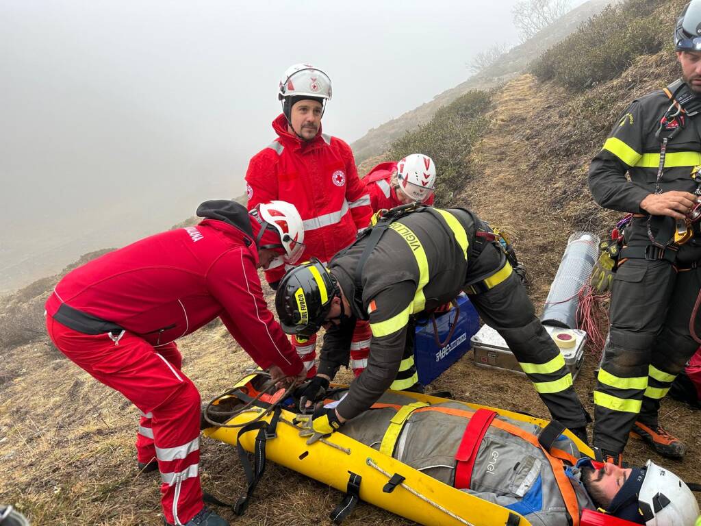 Esercitazione alla diga di Toggia: simulato il recupero di un lavoratore ferito in ambiente confinato
