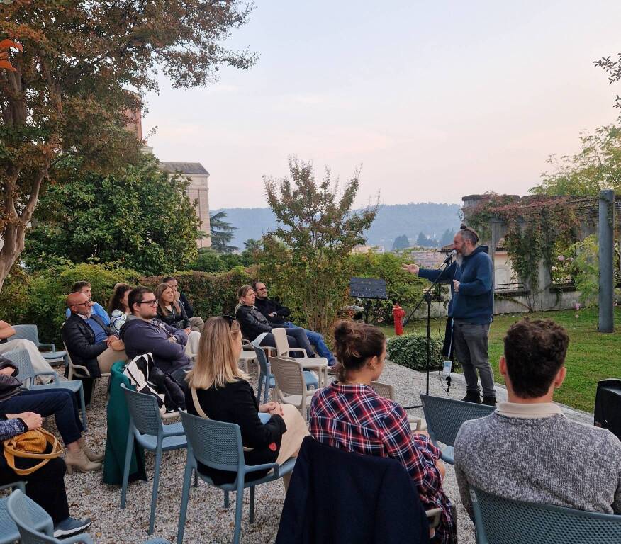 Festival della Biblioterpia a Laveno Mombello 