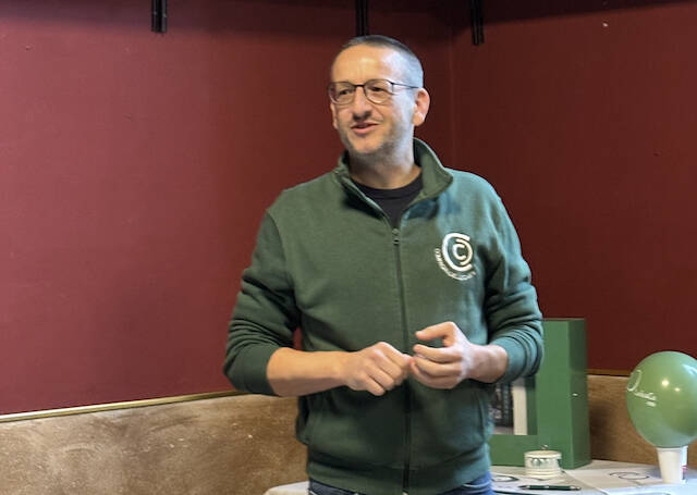 Nasce la compagnia delle carte