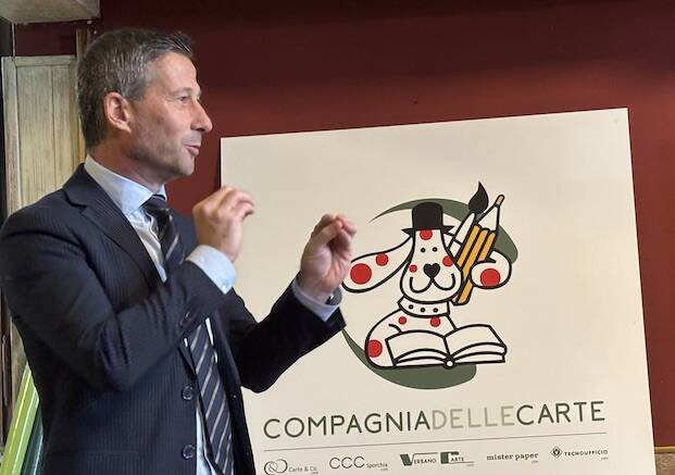 Nasce la compagnia delle carte