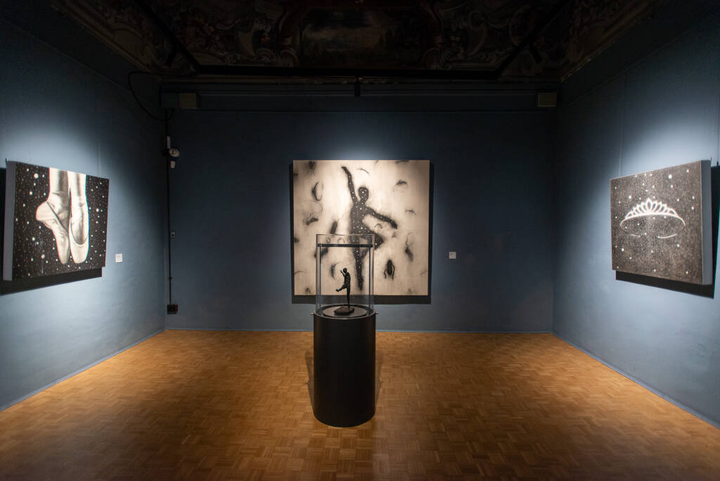 Omaggio a Troubetzkoy, inaugurata la mostra di Omar Galliani a Verbania