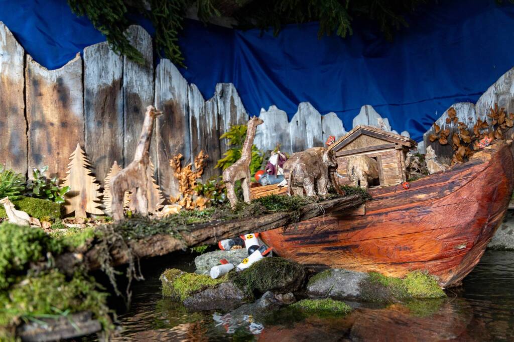 Crodo si illumina per Natale: saranno 71 i "Presepi sull'acqua" 