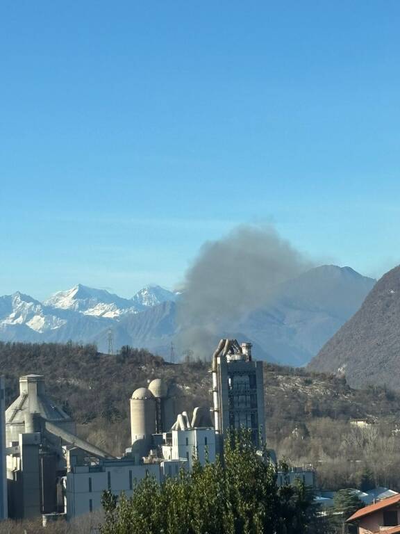 incendio Laveno Mombello 29 novembre