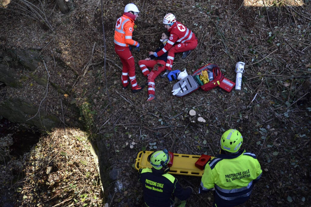 Mesenzana esercitazione croce rossa protezione civile