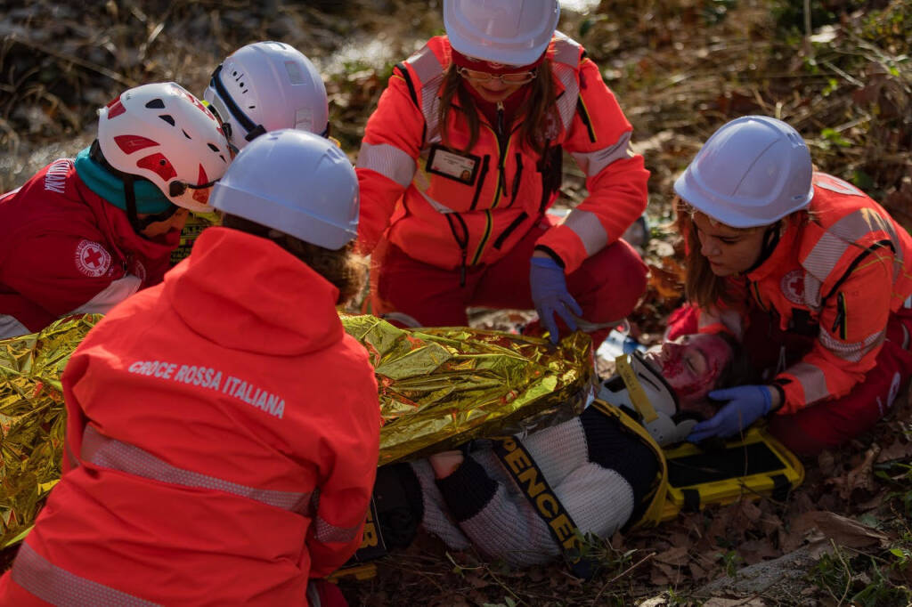 Mesenzana esercitazione croce rossa protezione civile