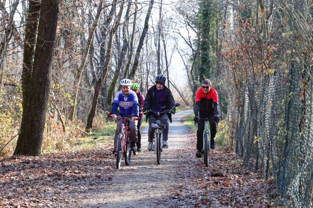 I giornalisti del mondo turistico e cicloturistico in visita alla zona dei laghi