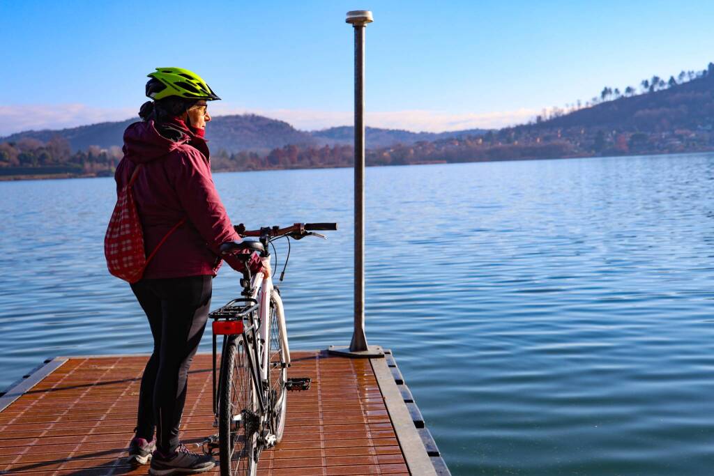 I giornalisti del mondo turistico e cicloturistico in visita alla zona dei laghi