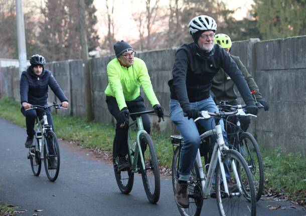 I giornalisti del mondo turistico e cicloturistico in visita alla zona dei laghi