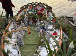 Il presepe in barca ad Arolo