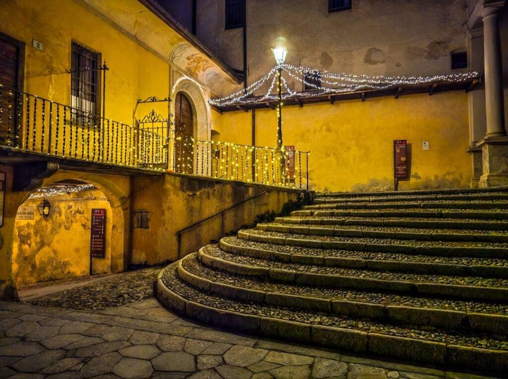 Luci a Natale in provincia di Varese