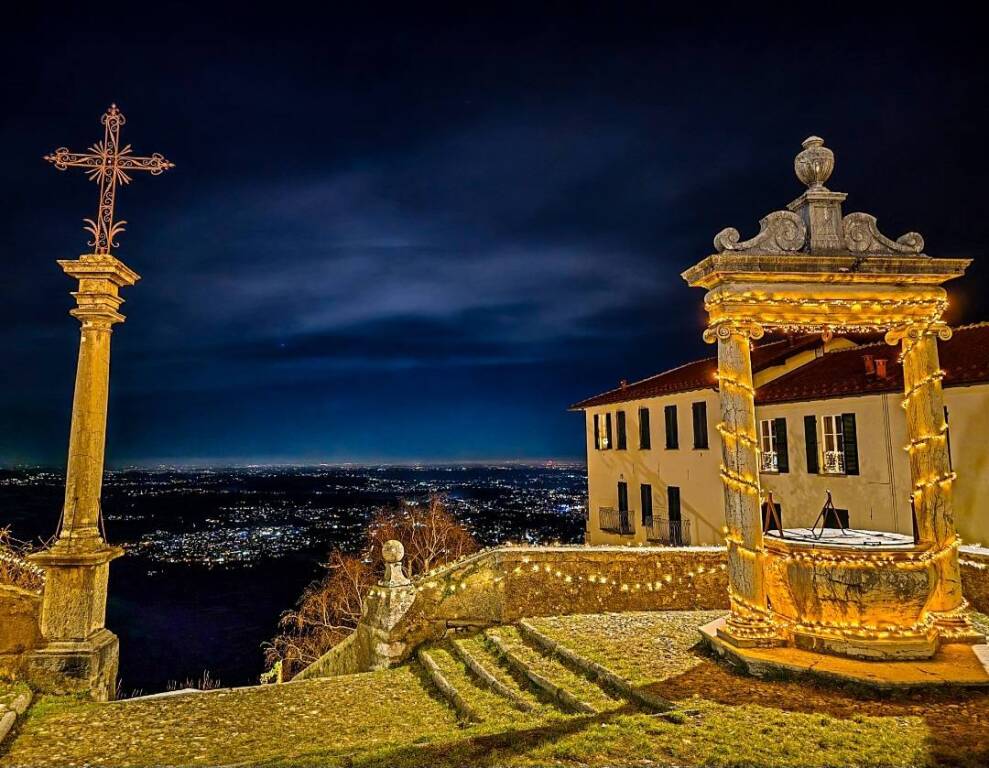 Luci a Natale in provincia di Varese