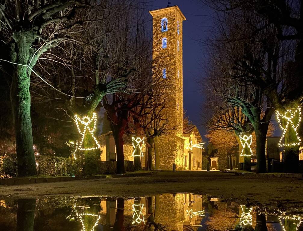 Luci a Natale in provincia di Varese