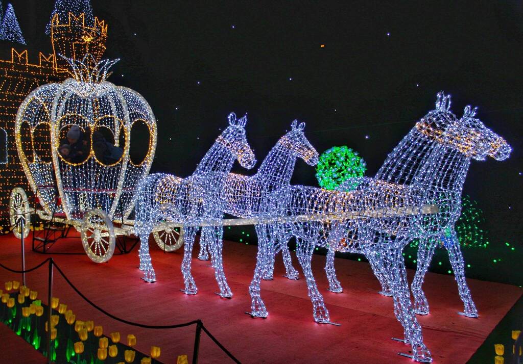 Luci a Natale in provincia di Varese