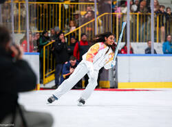 L\'evento alla Acinque Ice Arena per l\'arrivo della Fiamma Olimpica