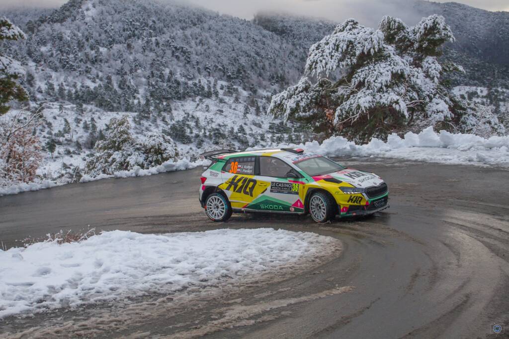 Neve e velocità: il fascino del Rallye Monte Carlo