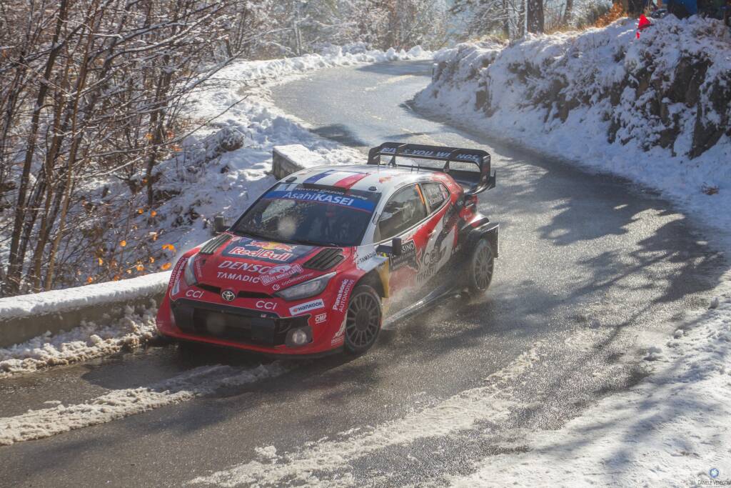 Neve e velocità: il fascino del Rallye Monte Carlo
