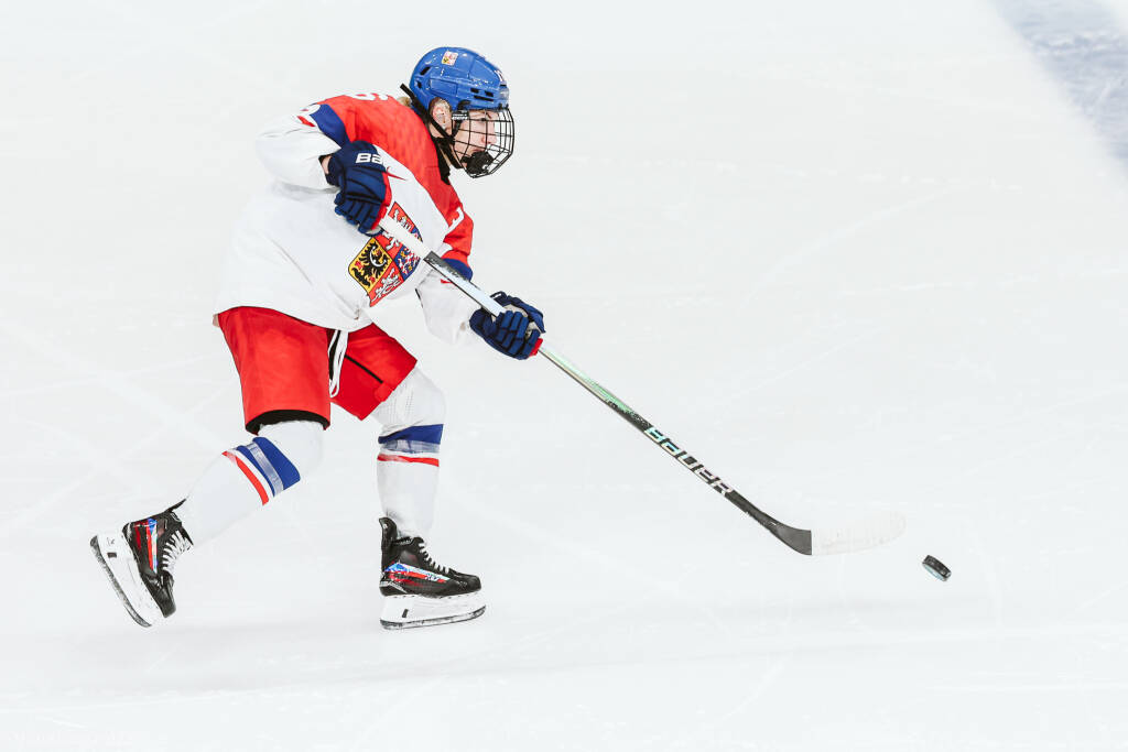 Jutta Leerdam, l\'hockey, lo speed skating: cronaca di un giorno alle Olimpiadi