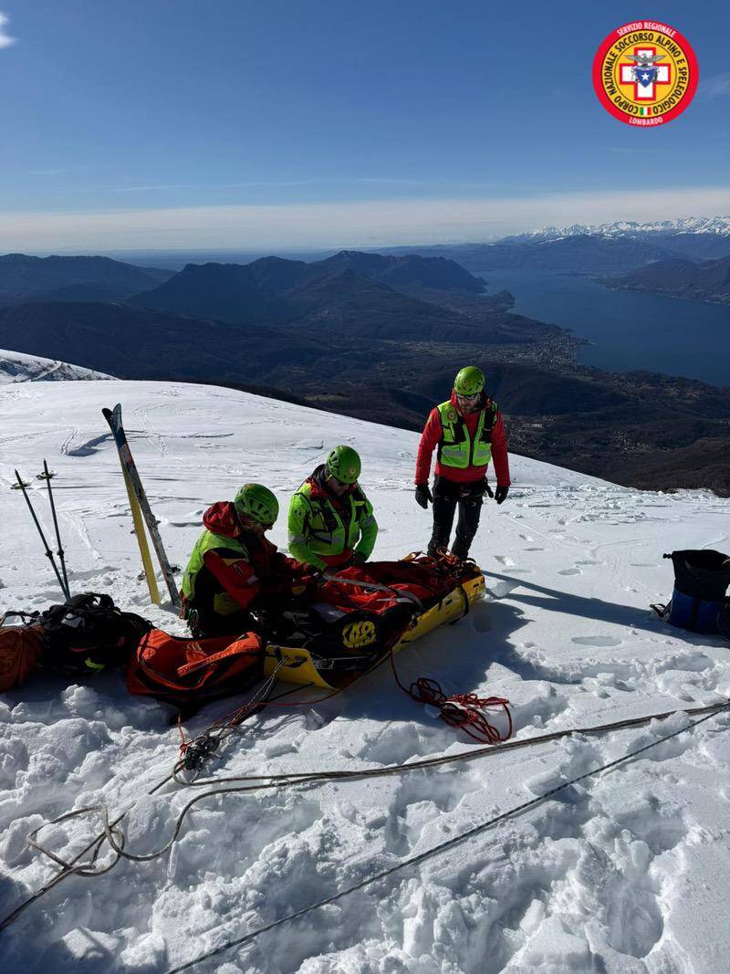 Esercitazione del soccorso alpino a Dumenza