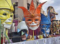 Carnevale di Besozzo 2026: la sfilata per le strade