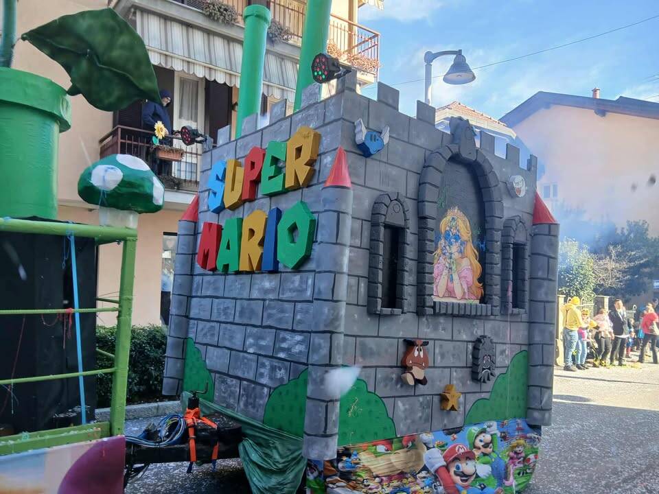Sfilata carnevalesca a Ispra - foto di Simone Manenti