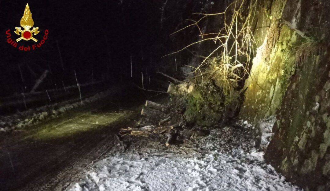 Maxi nevicata nel Vco, decine di interventi nella notte tra sabato e domenica