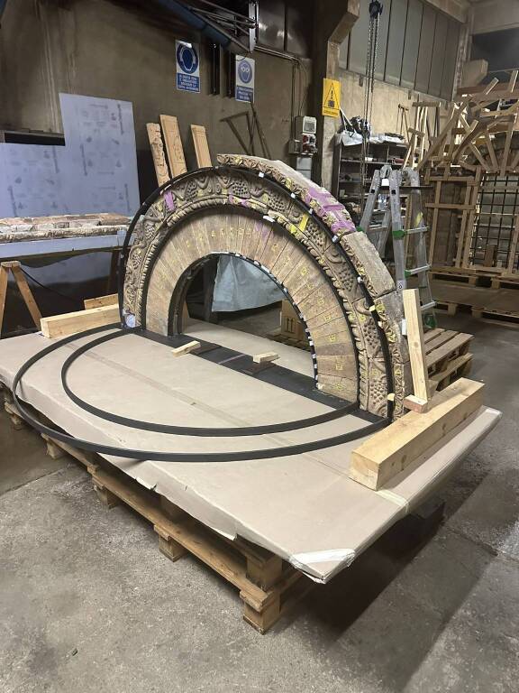 Finestrone Leggiuno restauro 