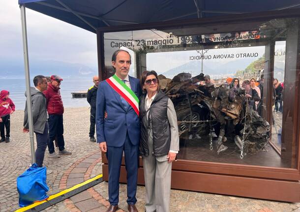 A Laveno arriva la teca con i resti dell’auto di Falcone