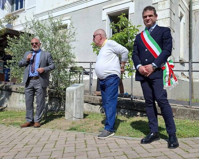 Gemonio, una targa in memoria di Giuseppe Di Matteo alle scuole medie
