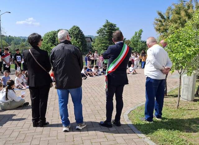 Gemonio, una targa in memoria di Giuseppe Di Matteo alle scuole medie