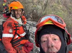 Foto di volontari dell'anticendio boschio, Laveno Mombello