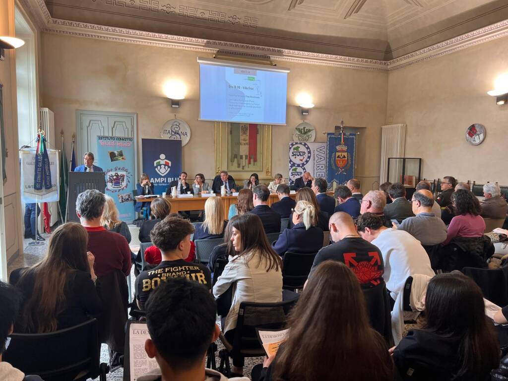 Il presidente della Regione Lombardia Attilio Fontana a Villa Frua in ricordo dei giovani agenti caduti in servizio