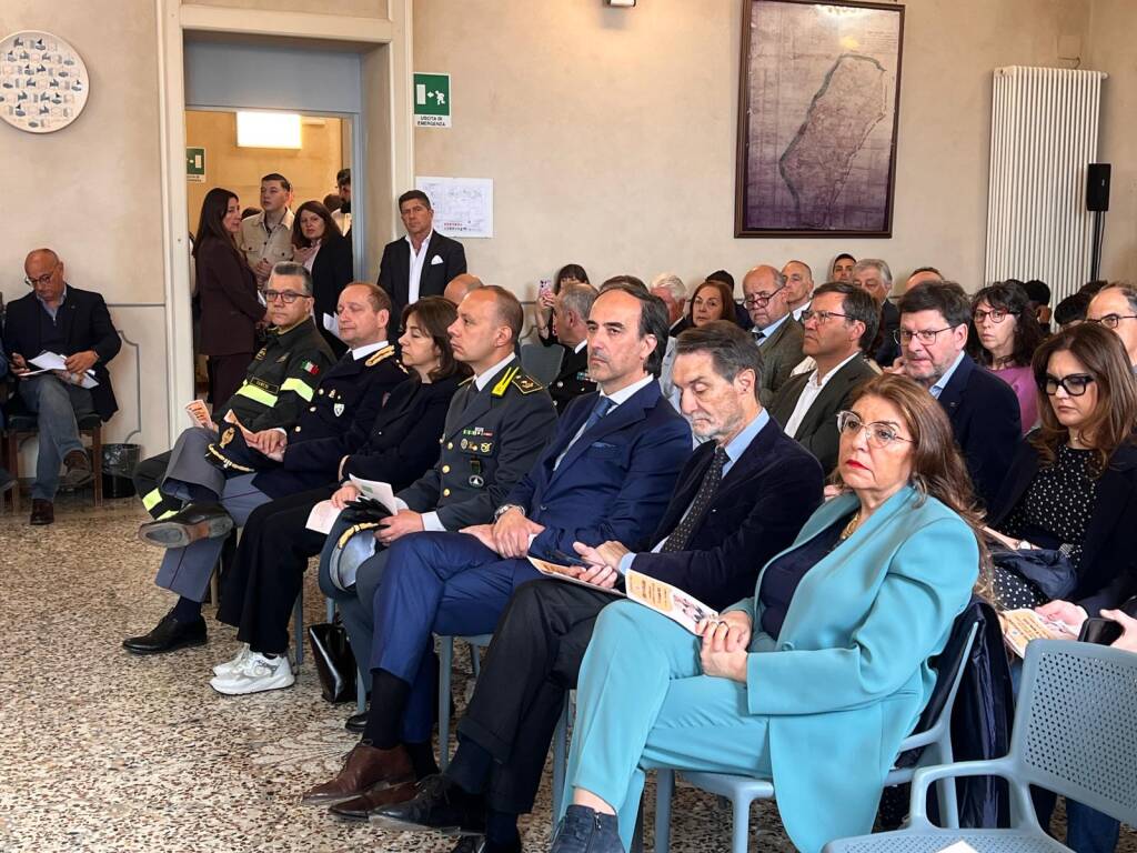 Il presidente della Regione Lombardia Attilio Fontana a Villa Frua in ricordo dei giovani agenti caduti in servizio