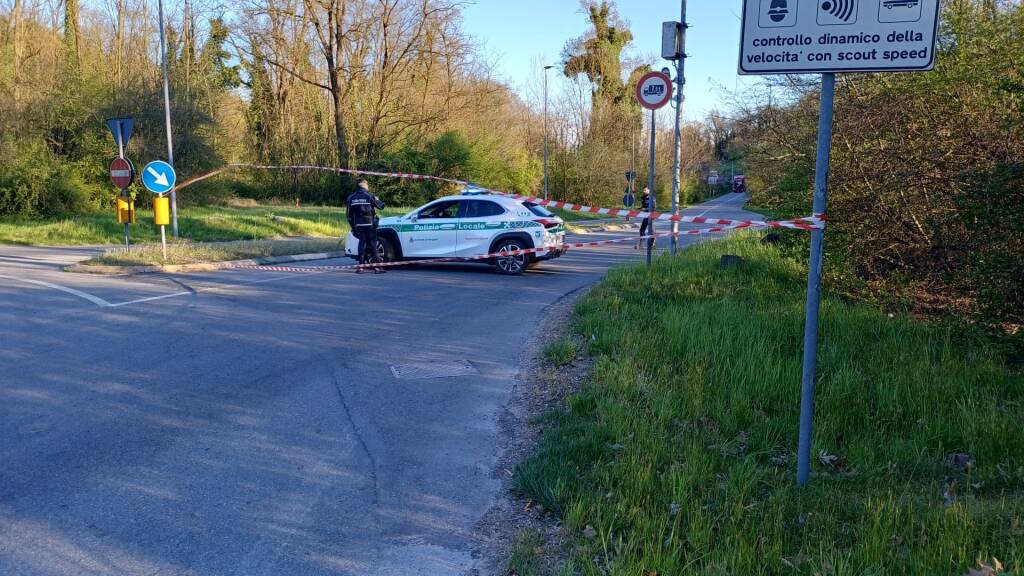 L'incendio in via Campirolo a Vergiate