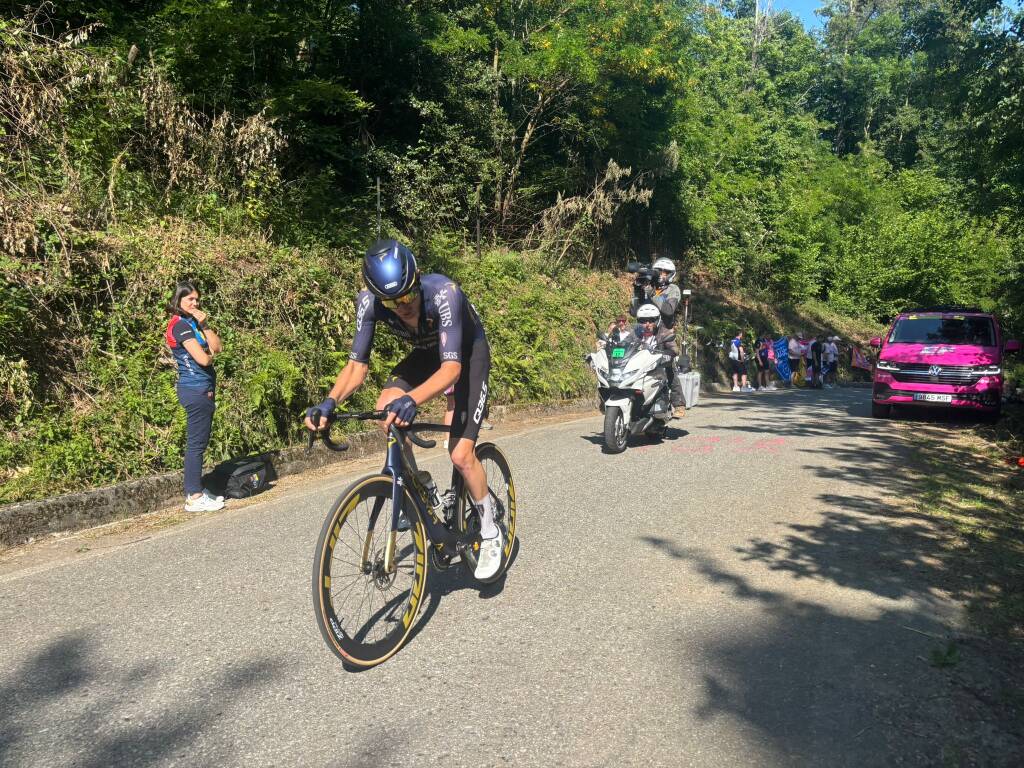 Giro d\'Italia: la fuga sulla salita di Ungiasca