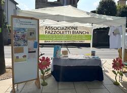 fazzoletti bianchi