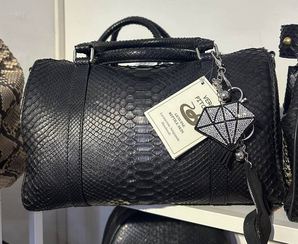 Gli Ambulanti di Forte dei Marmi ® a Laveno Mombello 