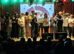 I giovani musicisti sul palco di Varano Borghi