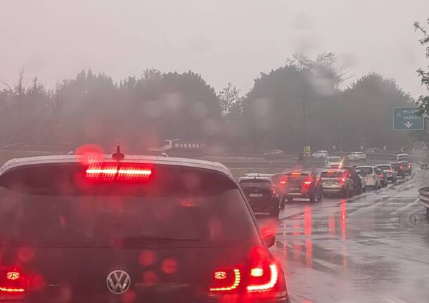 Incidente autostrada sesto calende