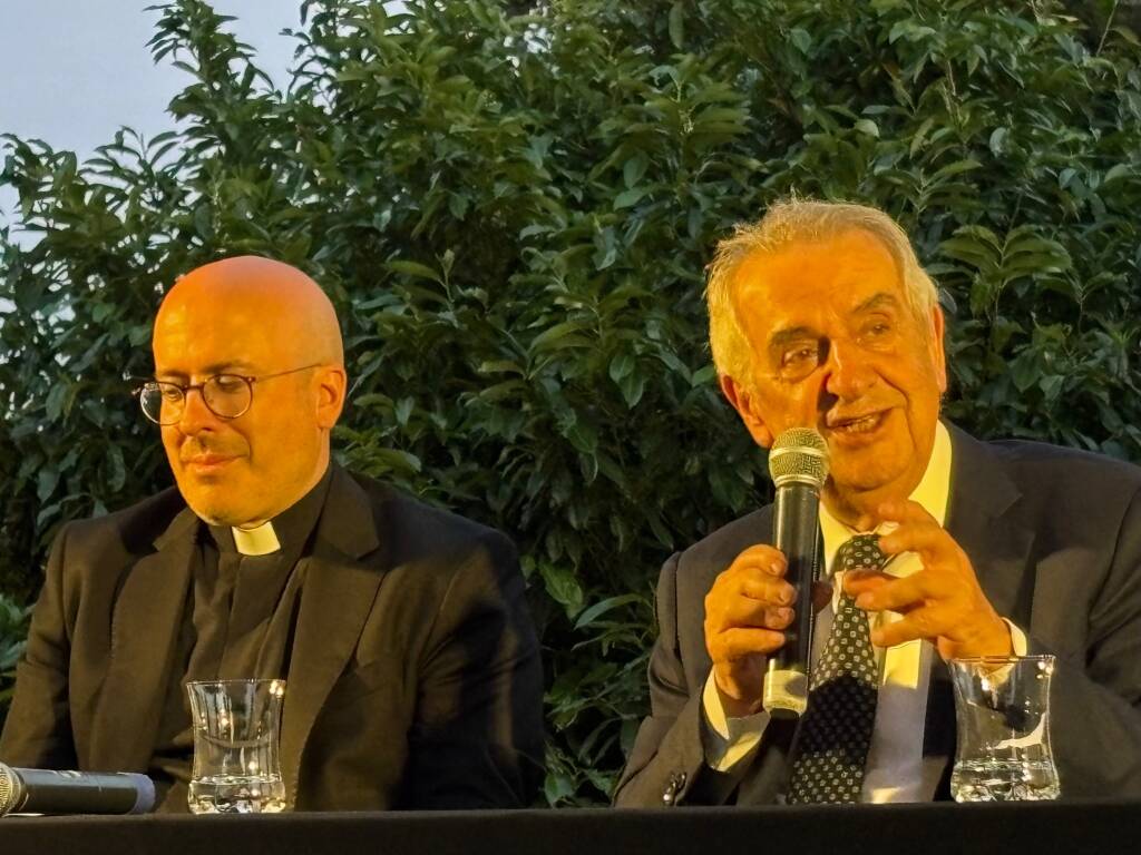 Gemonio, il convegno su Papa Ratzinger