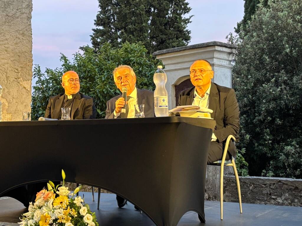 Gemonio, il convegno su Papa Ratzinger