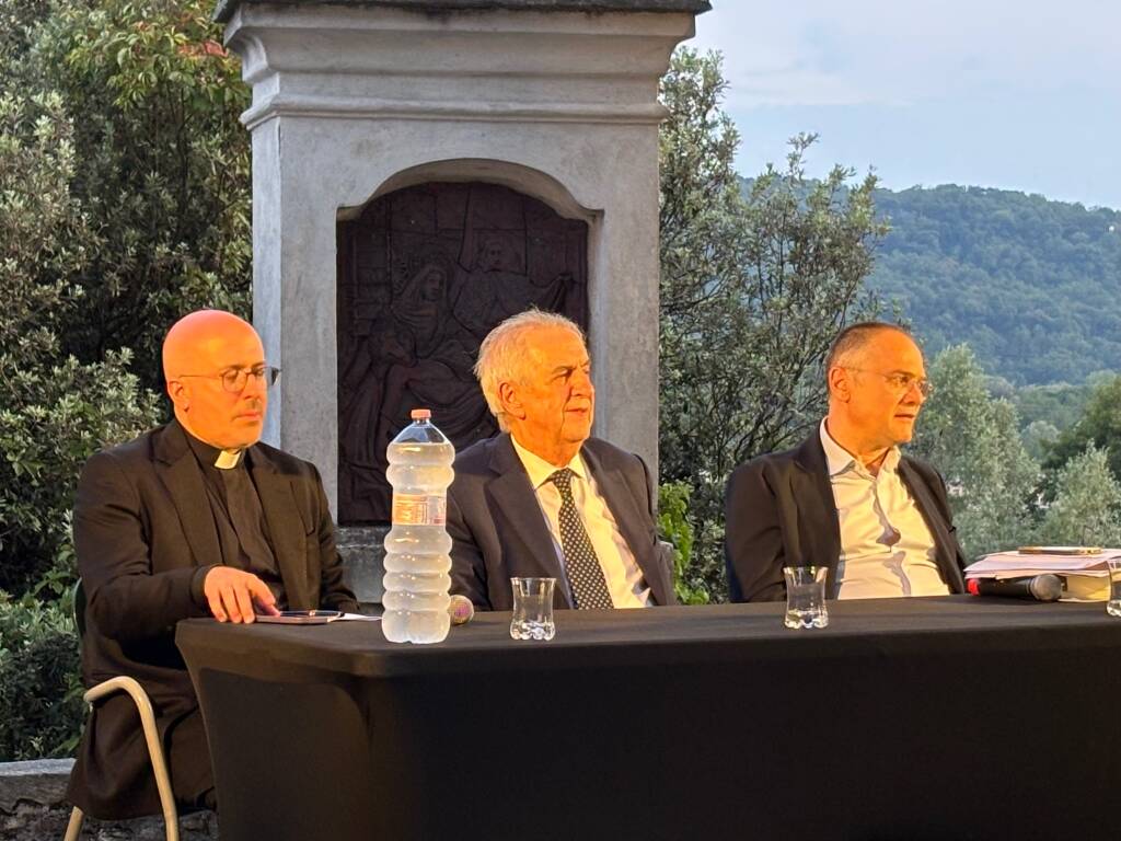 Gemonio, il convegno su Papa Ratzinger