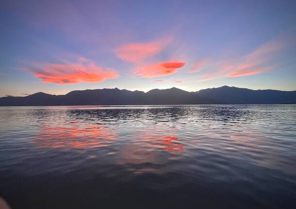 Tramonto da sogno sul Maggiore a Luino