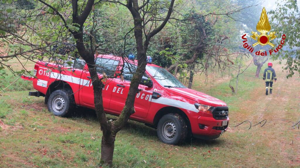 Incendio sul monte Cellina a Leggiuno